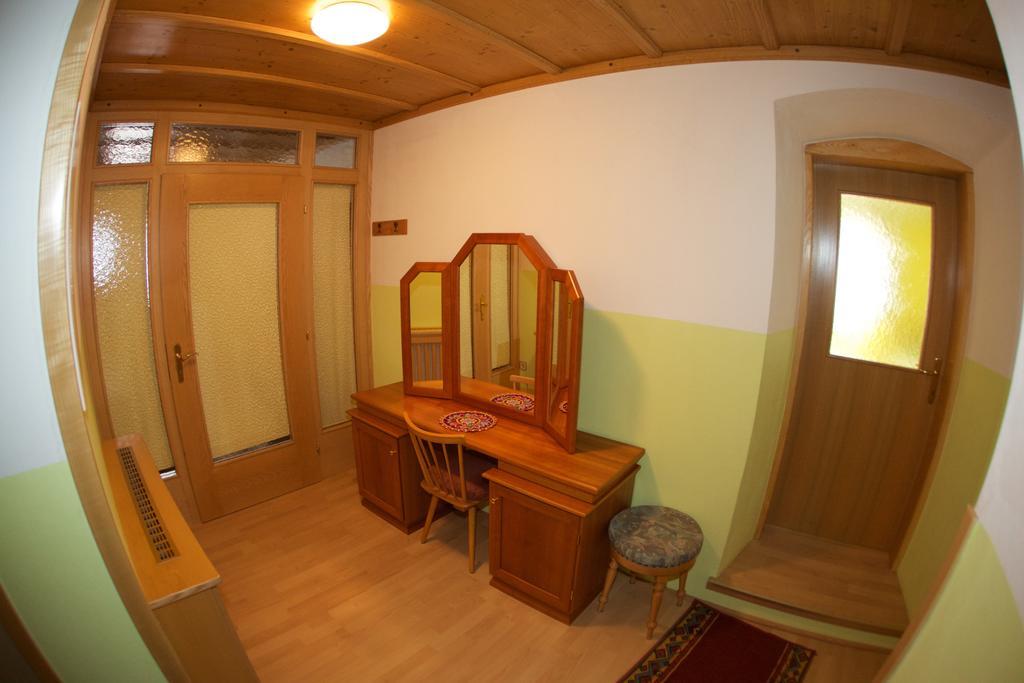 Apartamento Haus Stoeffler Reisach Habitación foto